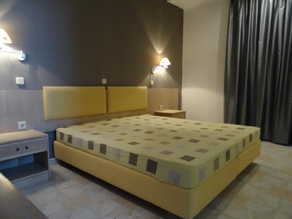 Evas Rooms Фалираки Екстериор снимка